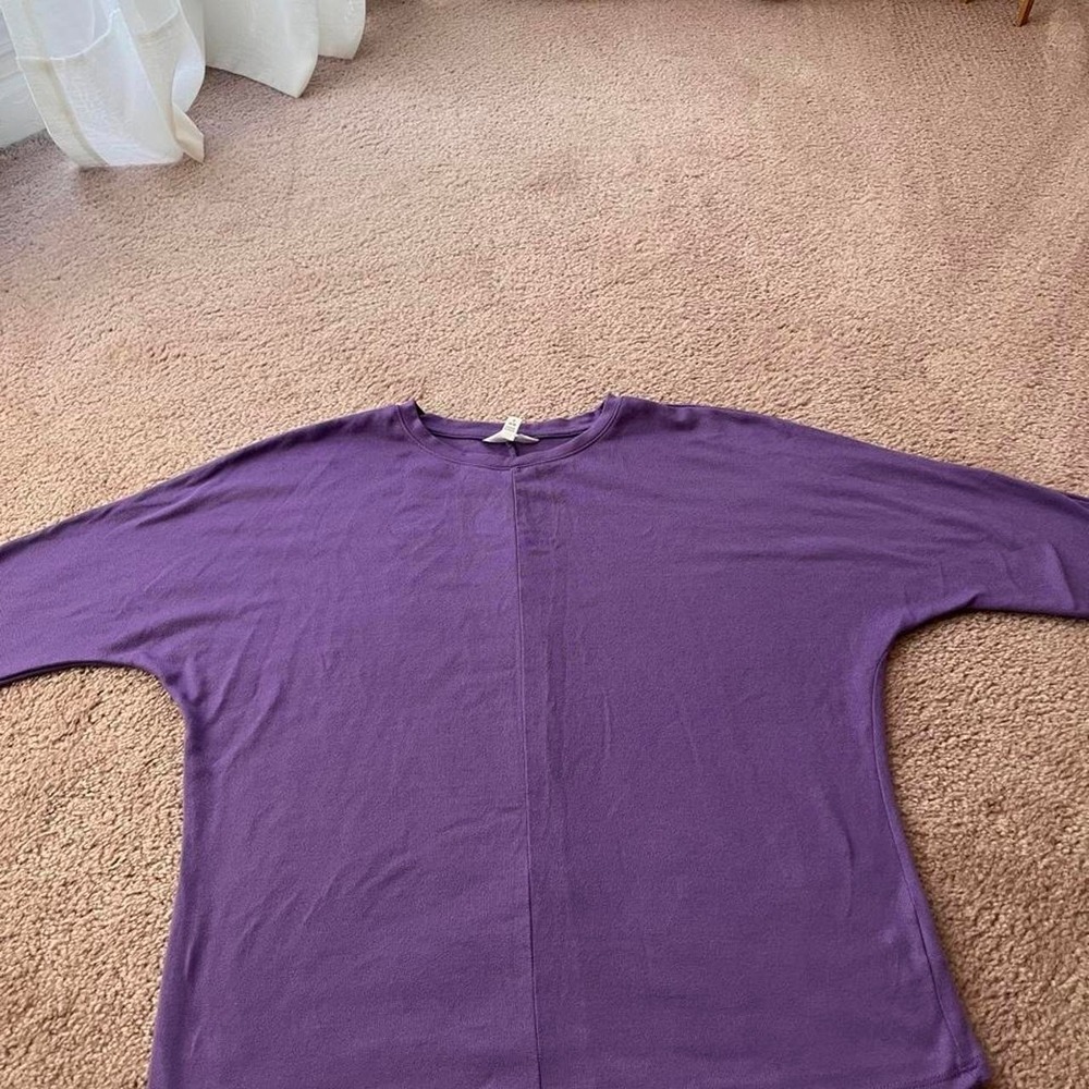 Time and True Purple long sleeve shirt in a S